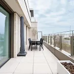 New Apartment Close To The Beach With Garage