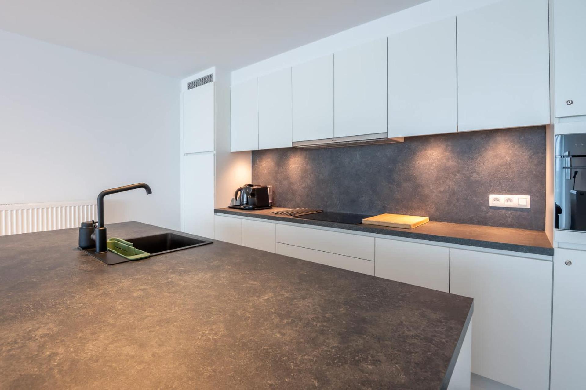 New Close To The With Garage Apartment Ostend